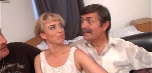  Matylda fucks in-front her husband on casting
